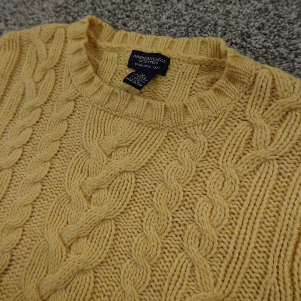 American Eagle Sweater Womens M Yellow‎ Wool Aran Cable Knit Pullover Crewneck